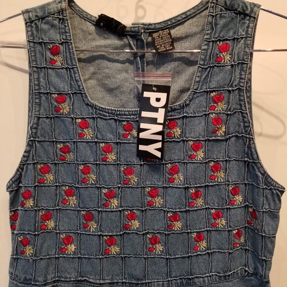 Vintage 90's NEW Denim Dress Embroidered Roses Floral Faux Wrap Button Size M - Picture 3 of 16